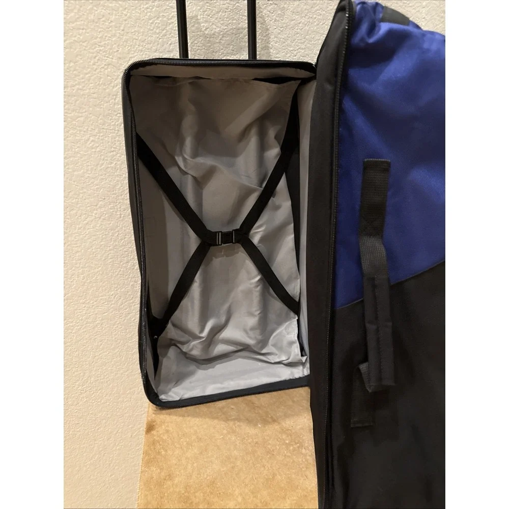 InGear Rolling Suitcase Blue Black Softside Travel Luggage‎ Upright